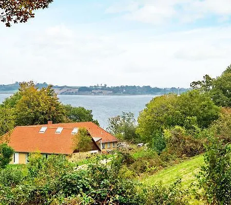 Three-bedroom Holiday In Aabenraa 10 *